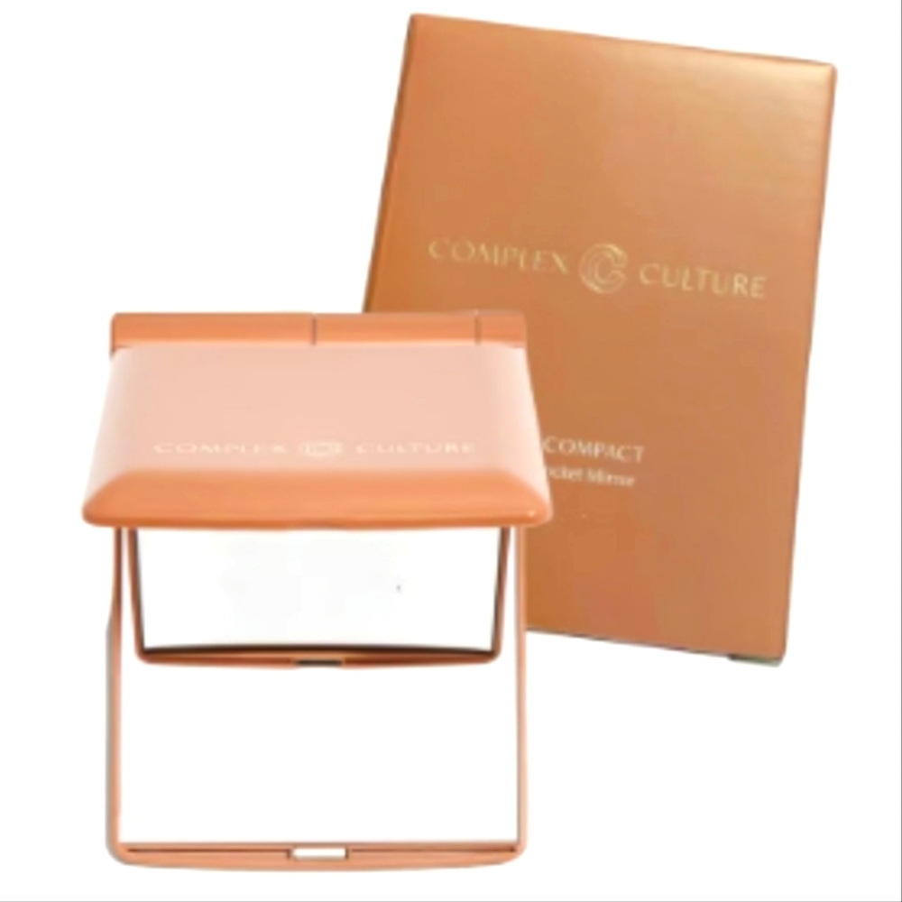 🆕NIB Complex Culture Compact LED Pocket Mirror (with battery)